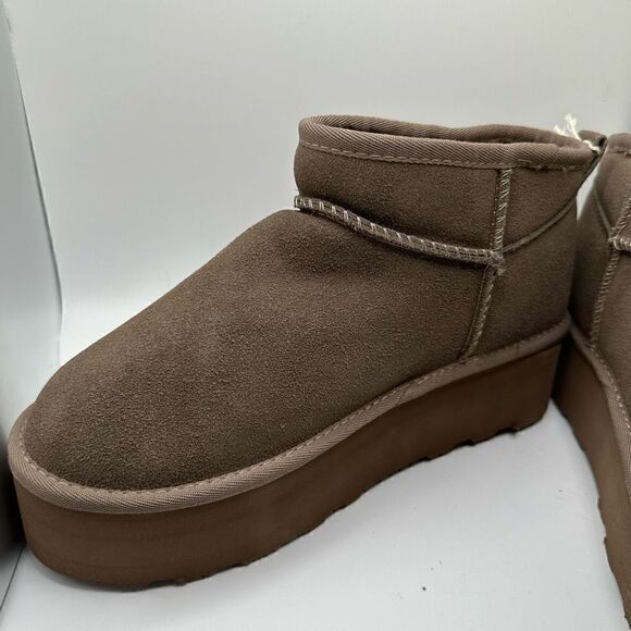 CUSHIONAIRE Women's Genuine Suede pull platform boot +Memory Foam 9.5 WIDE BROWN - Picture 7 of 7